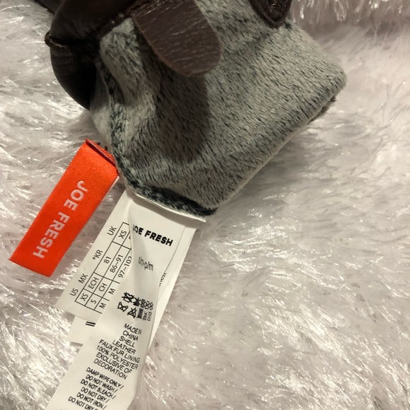 Joe Fresh Gloves - Picture 3 of 8